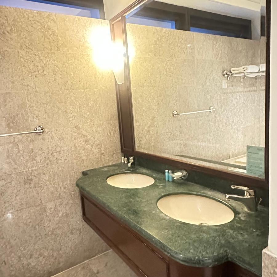 Peak Suites At Times Square Куала-Лумпур Экстерьер фото